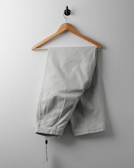 90s Nike Golf Cream Pleated Golf Trousers with Tags (30W 30L)