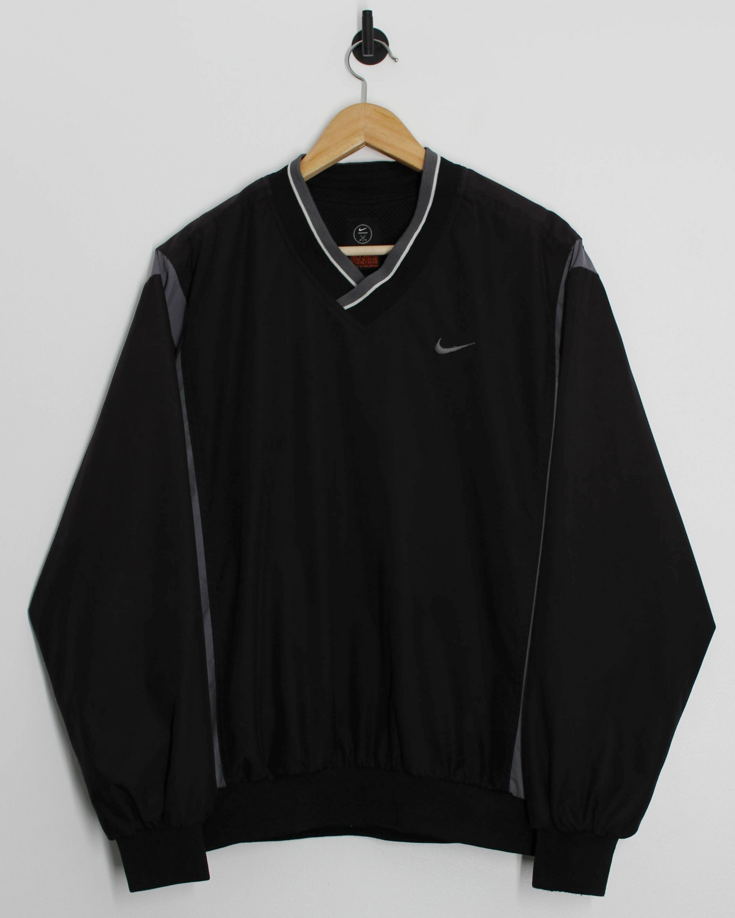 90s Nike Black/Grey V-Neck Windbreaker (S)