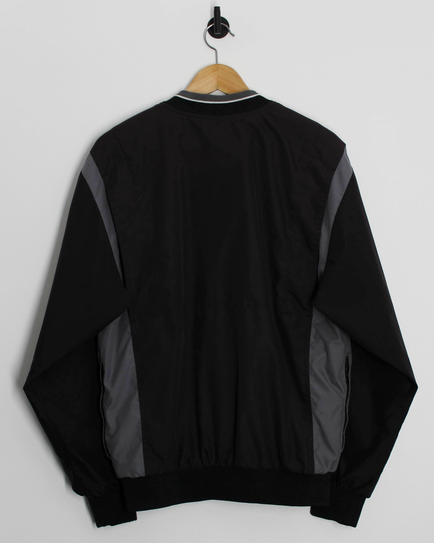 90s Nike Black/Grey V-Neck Windbreaker (S)