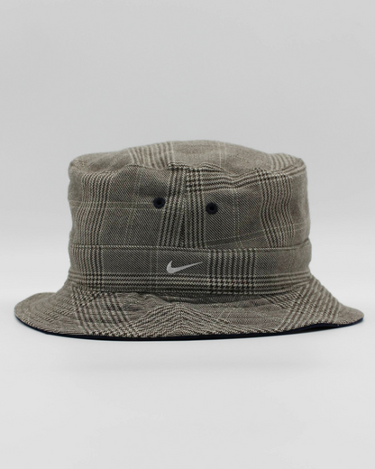 90s Nike Reversible Plaid/Navy Bucket Hat