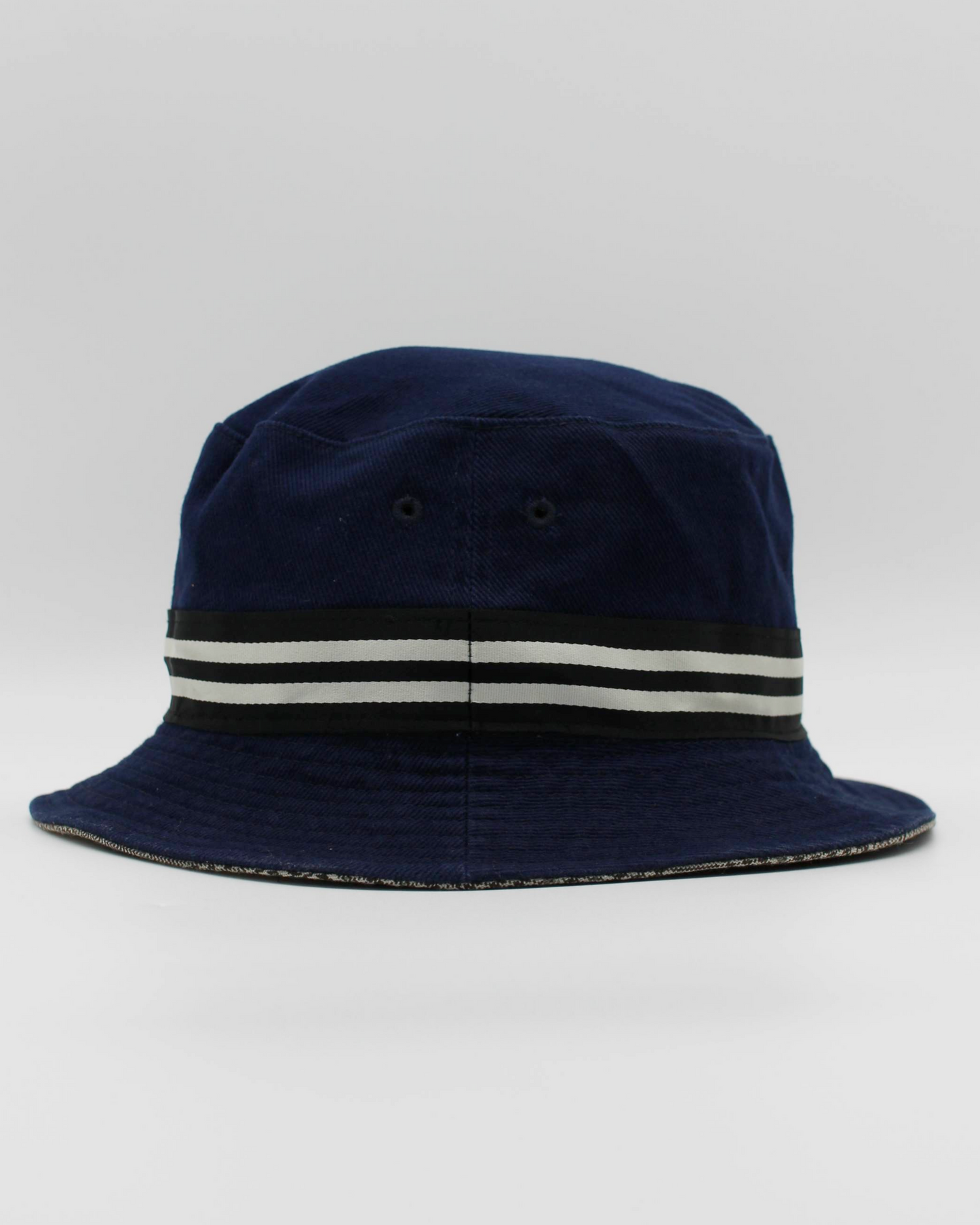 90s Nike Reversible Plaid/Navy Bucket Hat