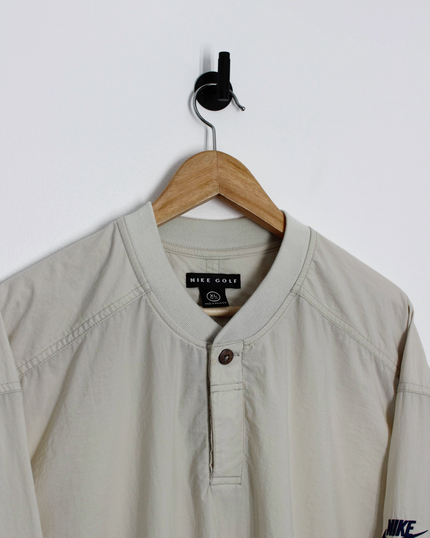 90s Nike Cream Buttoned Windbreaker (XL)