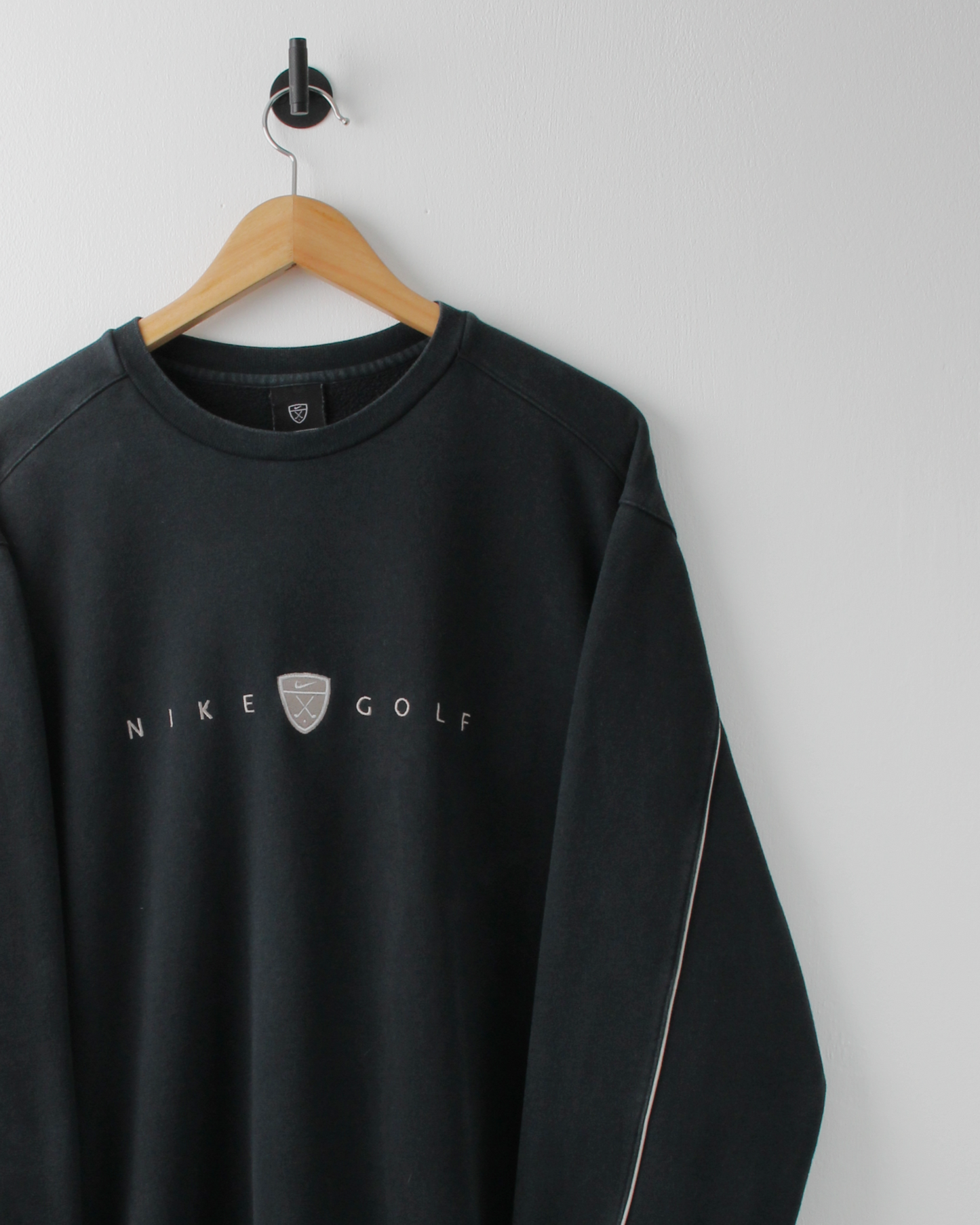 00s Nike Shield Logo Charcoal Crewneck Sweatshirt (M)