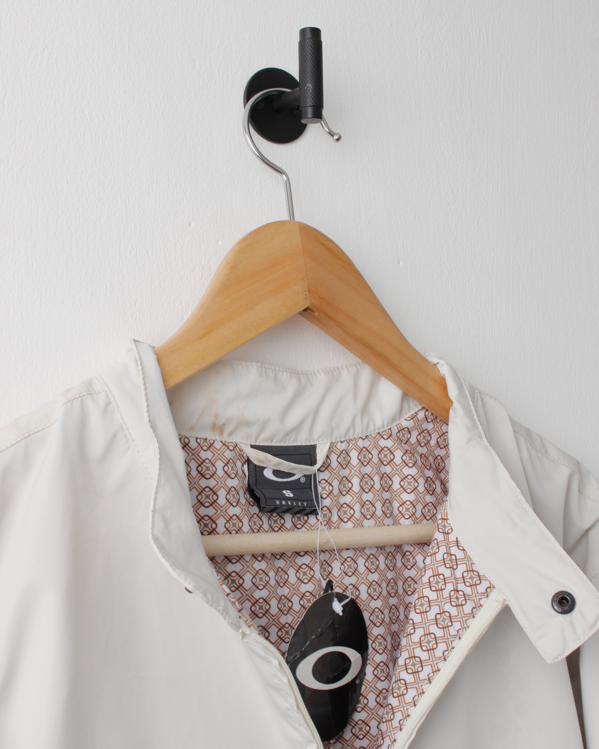 00s Oakley Cream Patterned Short Sleeve Windbreaker with Tags (S)