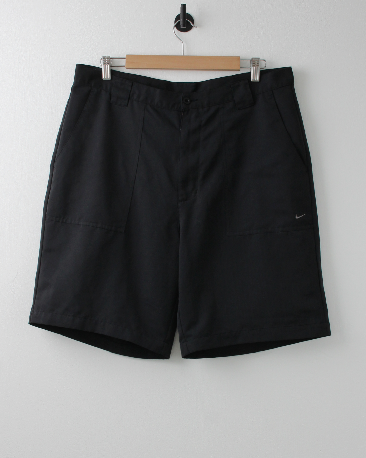 00s Nike Black Golf Shorts (36W)