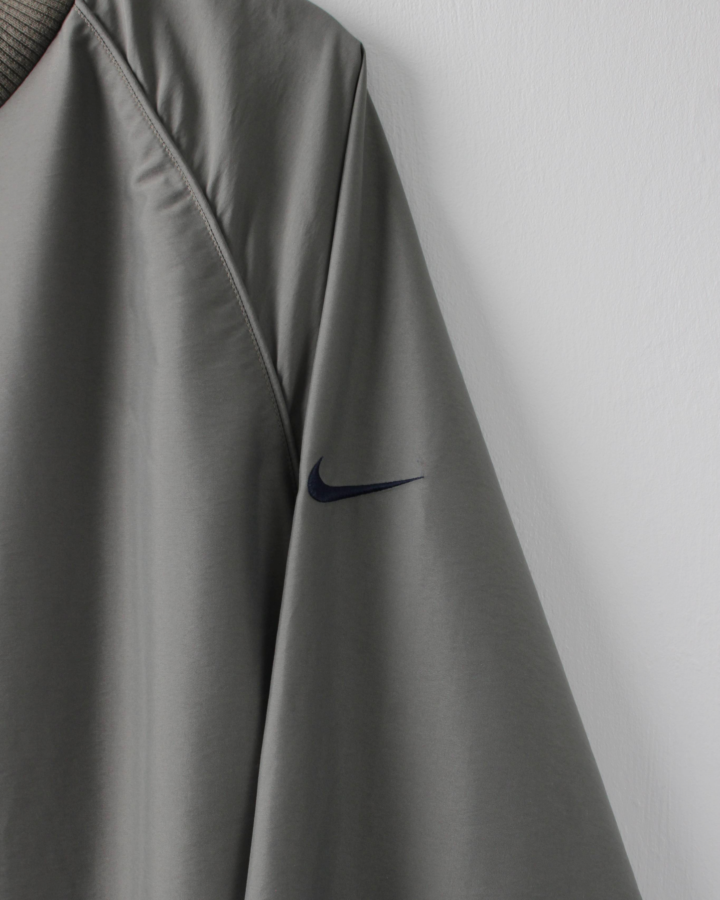 00s Nike Olive Green Crewneck Windbreaker (M)