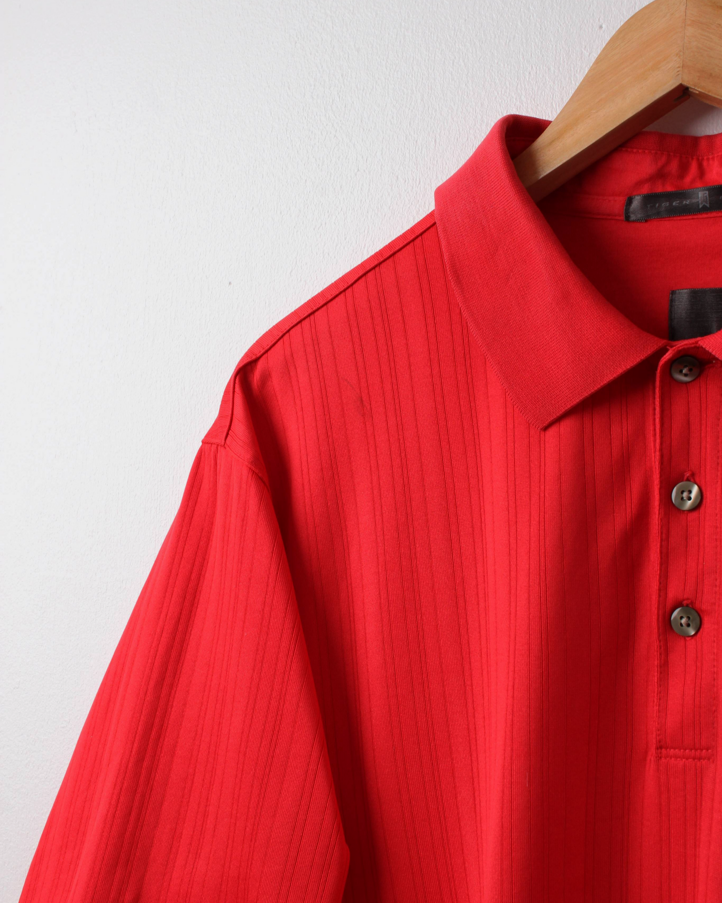 00s Nike Tiger Woods Red Textured Polo (L)