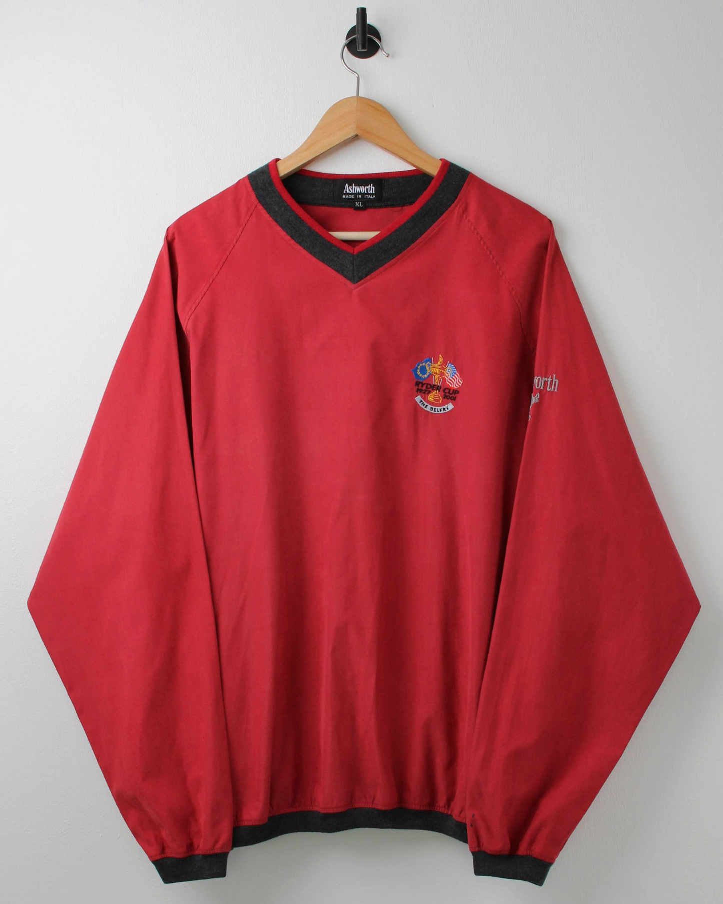 2001 Ryder Cup Ashworth Red V-Neck Windbreaker (L)