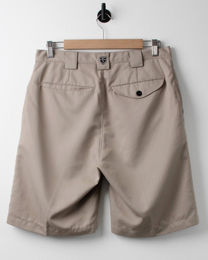 00s Nike Shield Logo Beige Golf Shorts (32W)