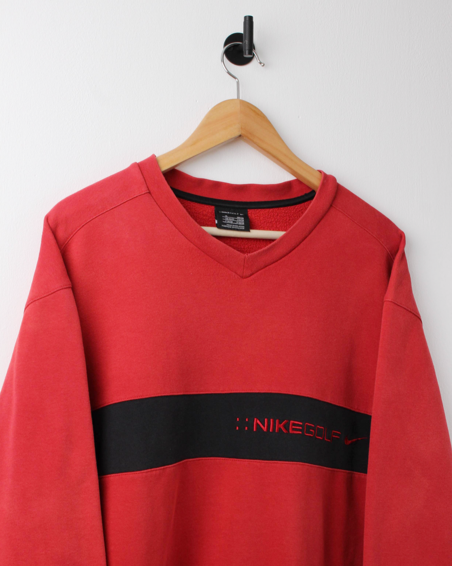 00s Nike Red & Black V-Neck Sweatshirt (XL)