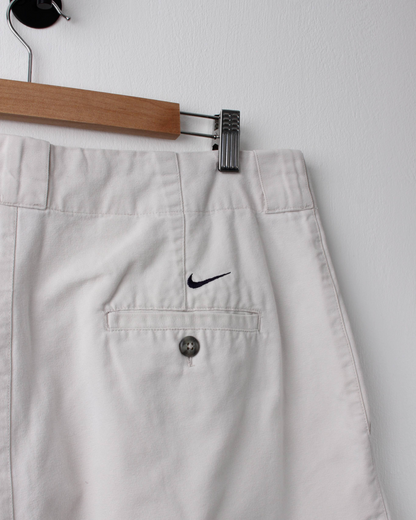 90s Nike Cream Baggy Shorts (36W)