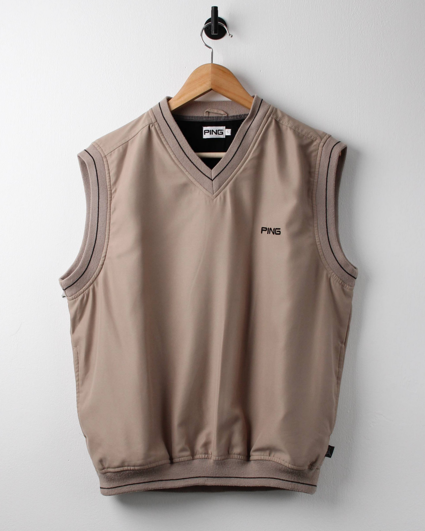 00s Ping ‘Mr Ping’ Logo Khaki Golf Vest (S)