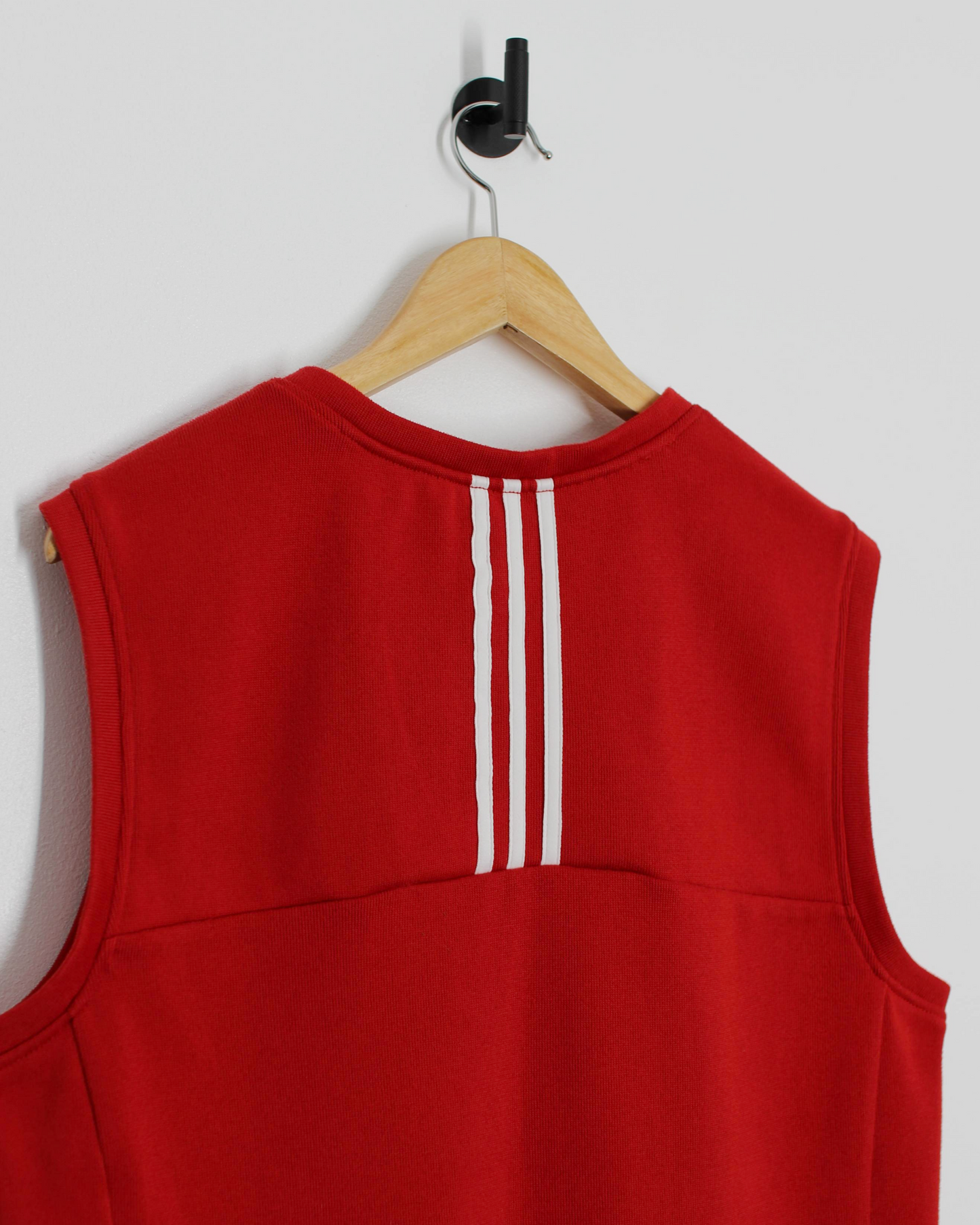 Modern Adidas Red Golf Vest (M)