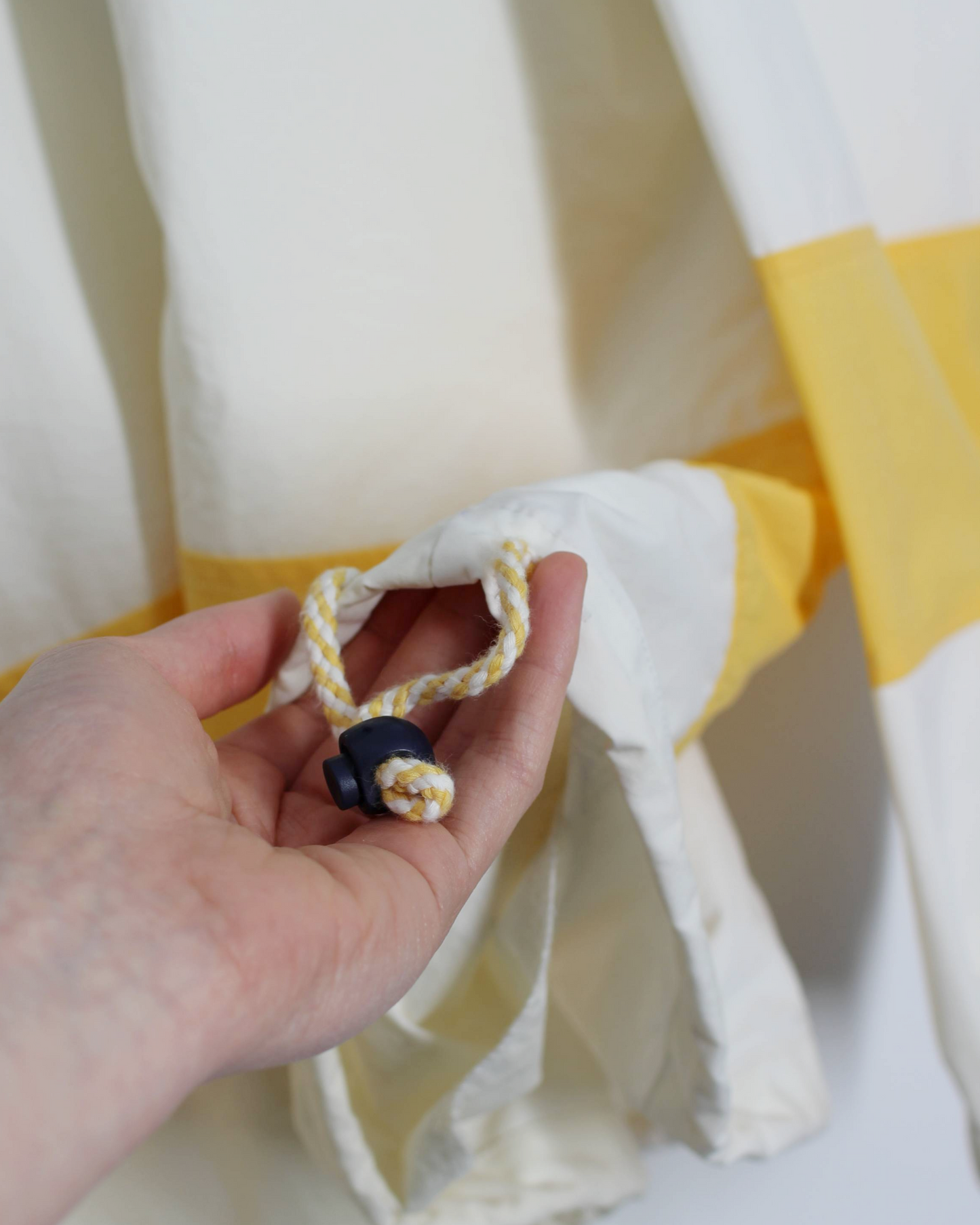 90s IZOD Colourblock Quarter Zip Windbreaker (XL)