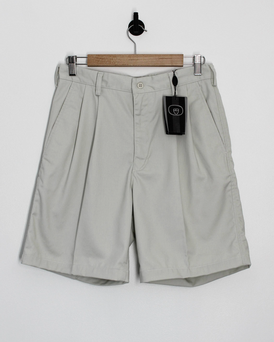 00s Nike Pleated Cream Shorts with Tags (30W, Small)
