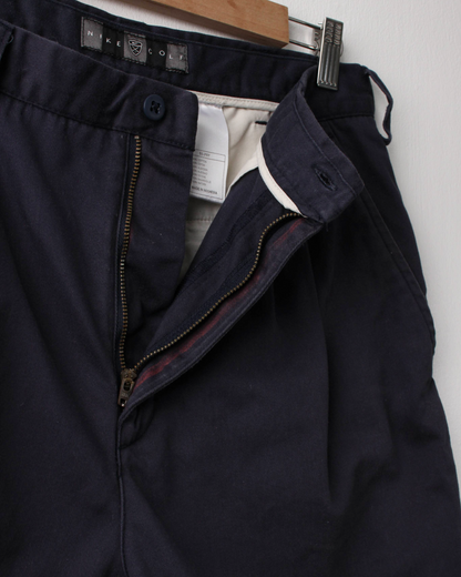 00s Nike Navy Pleated Golf Shorts (32W)