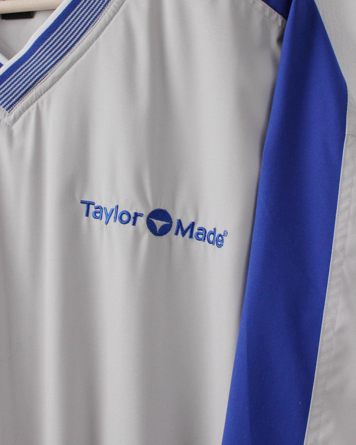 90s TaylorMade Cream & Blue Windbreaker (M)