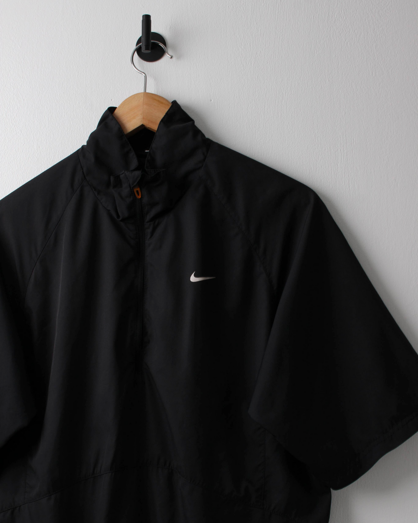 Modern Nike Golf Black Short Sleeve Windbreaker (S)