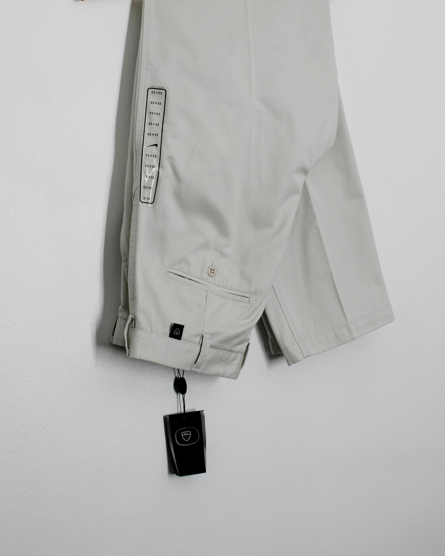 00s Nike Baggy Cream Pleated Trousers with Tags (32W 32L)
