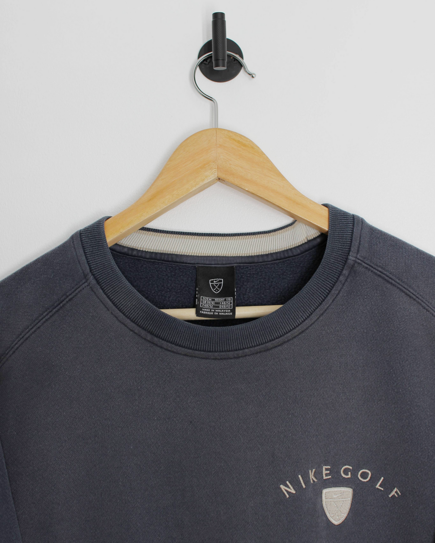 00s Nike Shield Logo Navy Crewneck Sweatshirt (M)