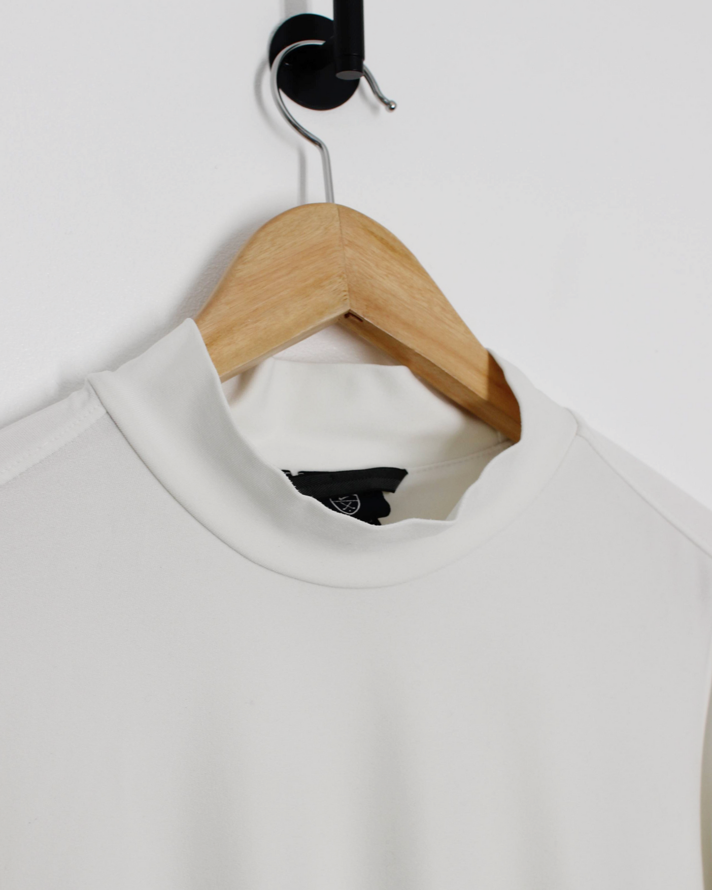 00s Nike White Mock Neck (M)