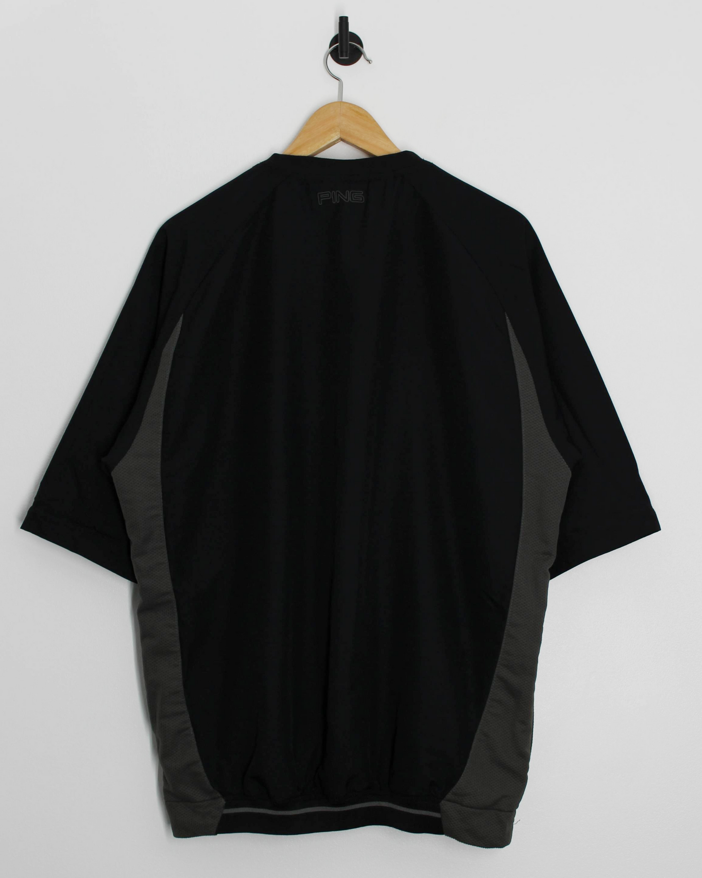 Modern Ping Black Windbreaker with Removable Sleeves (L)