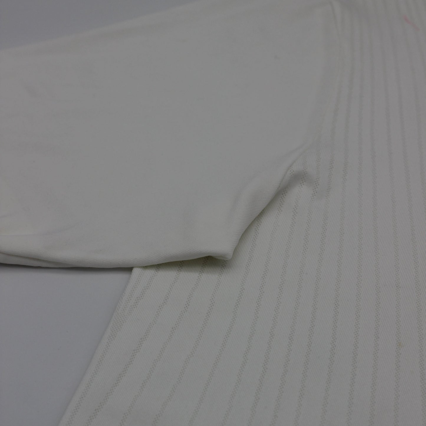 Nike Tiger Woods Patterned White Mock Neck Golf Shirt (M)