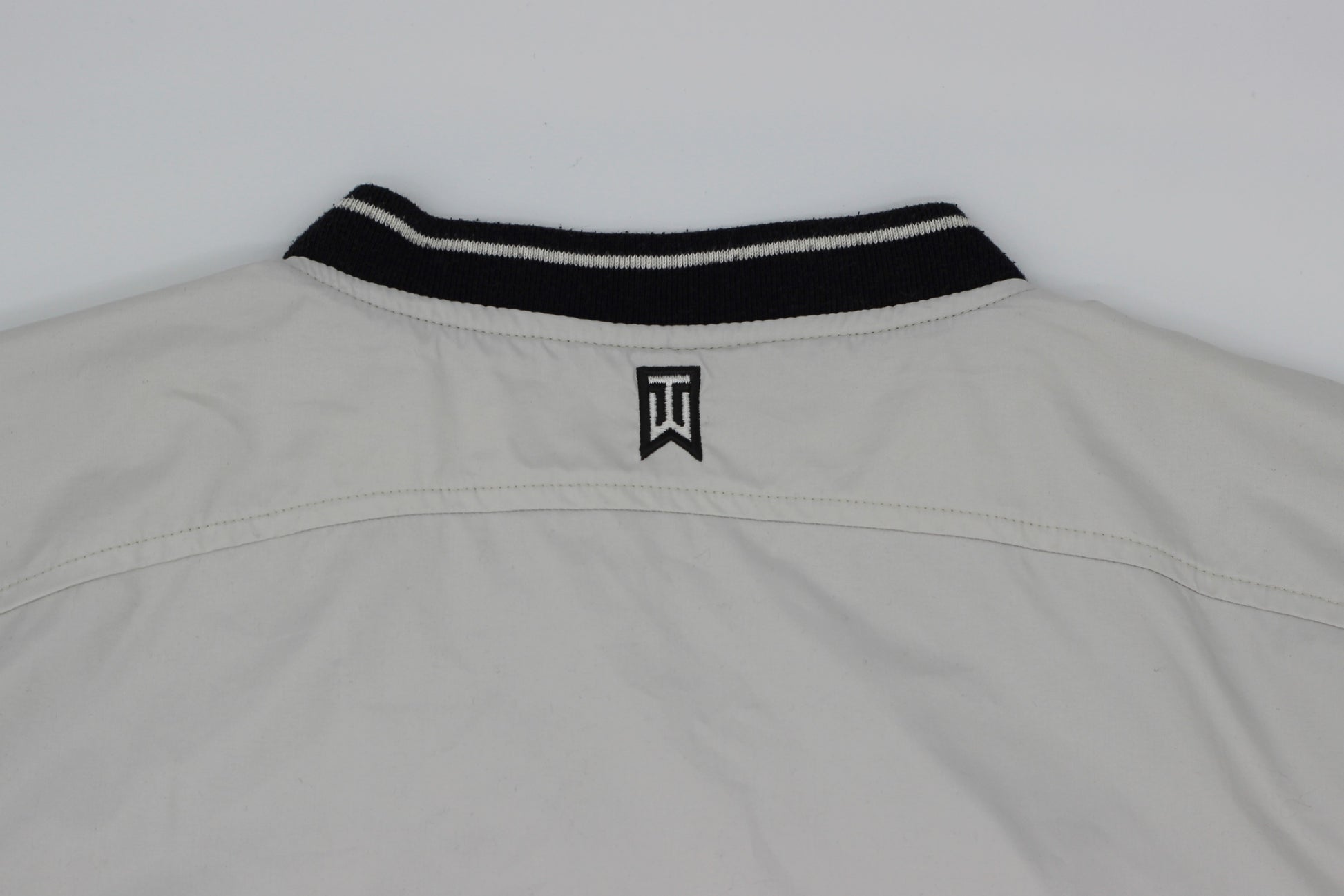 Rare Nike Tiger Woods White Windbreaker (L) - Generation Mulligan