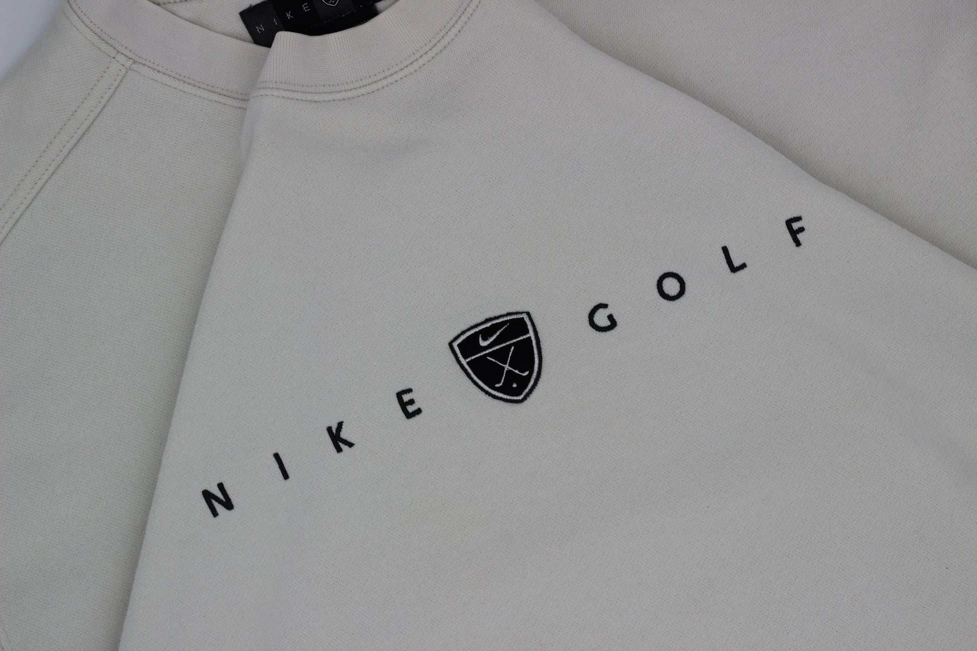 Rare Nike Golf White Sweatshirt (XL) - Generation Mulligan