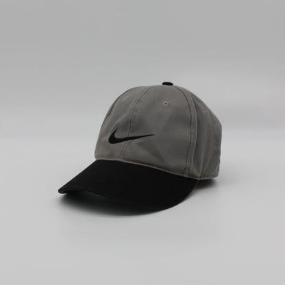 Nike Grey/Black Yin Yang Golf Cap (M)