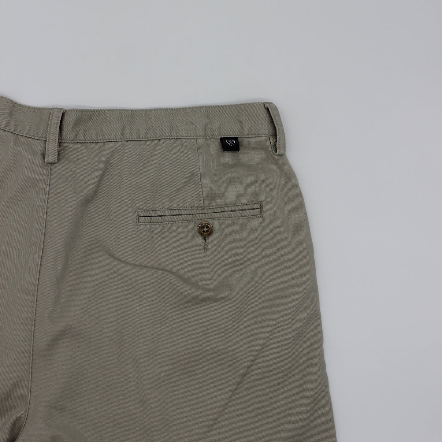 Nike Beige Shorts (L, 36W)