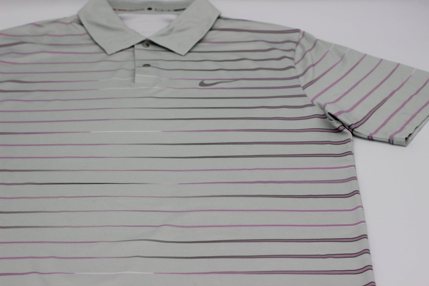 Nike Grey/Pink Striped Polo-Shirt (M) - Generation Mulligan