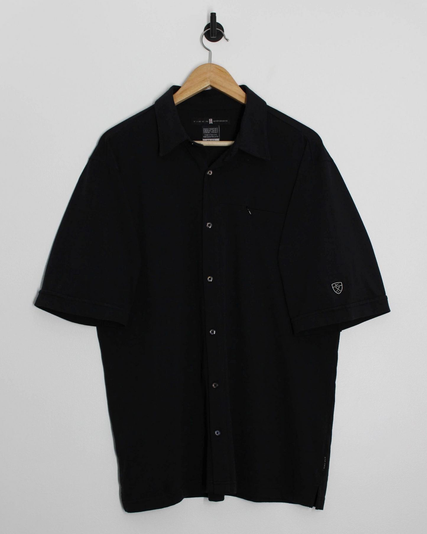 00s Nike Tiger Woods Black Full Buttoned Shirt (L)