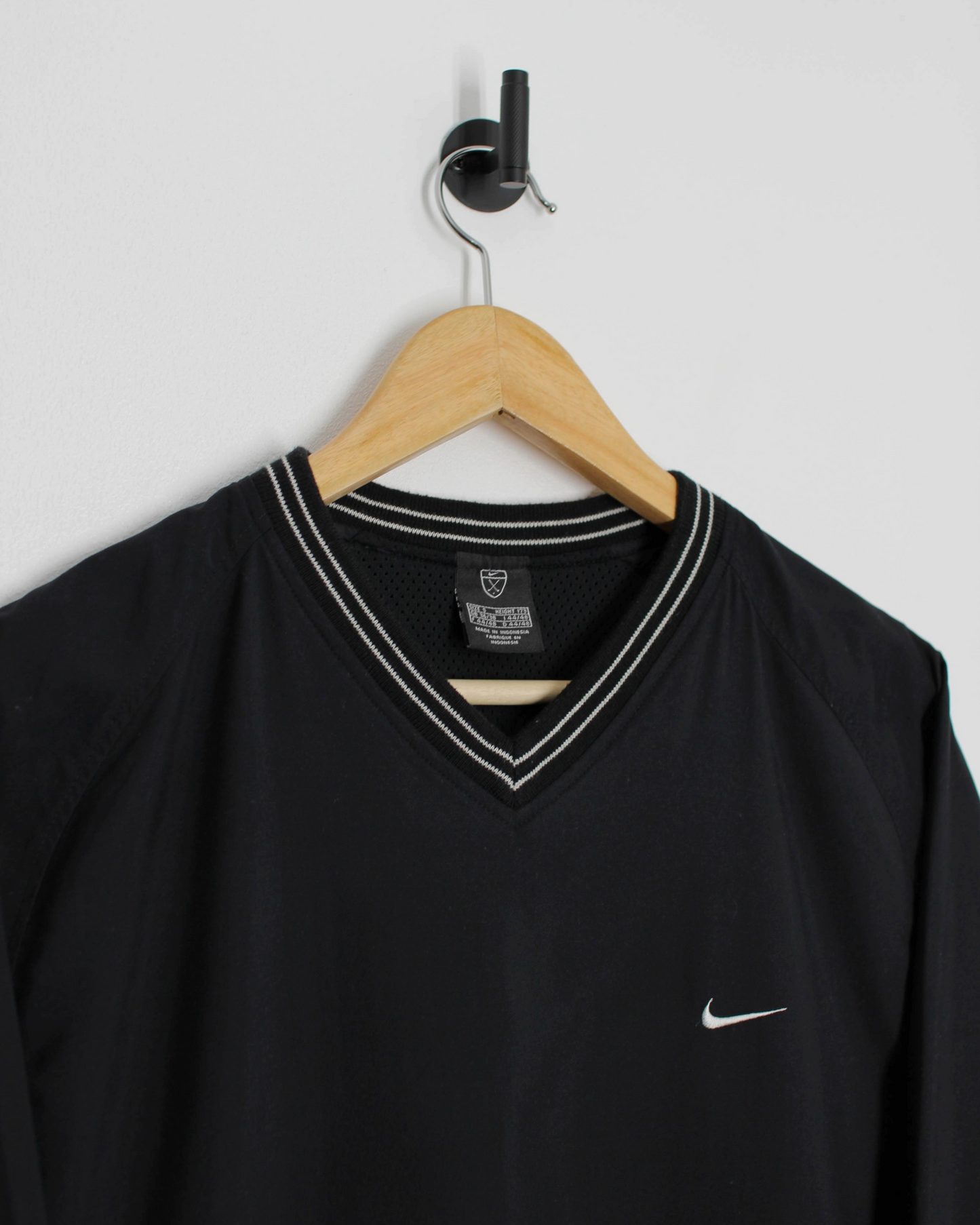 00s Nike Black V-Neck Windbreaker (S)
