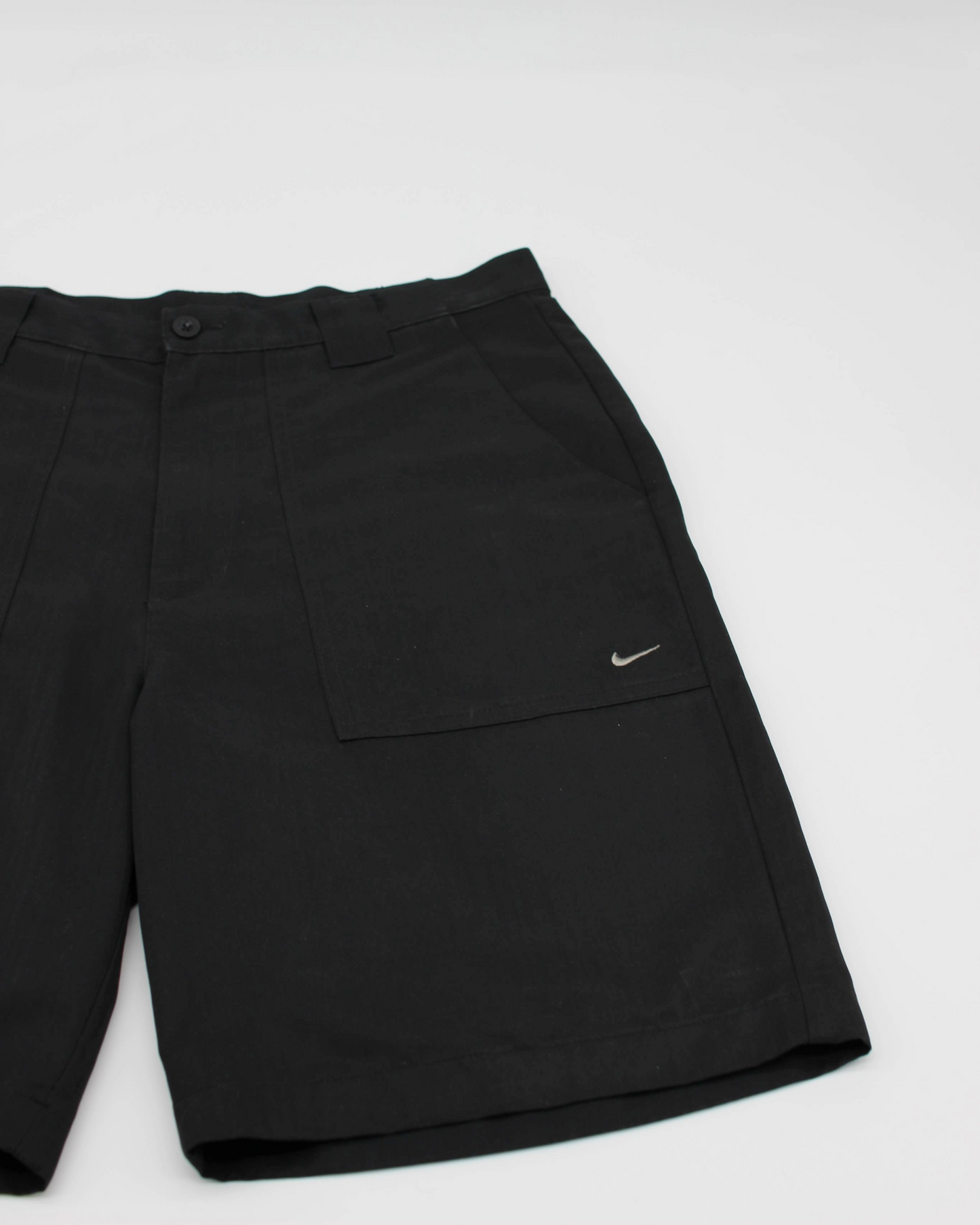 00s Nike Black Shorts (M, 32W)