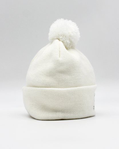 00s Old Course St Andrews White Bobble Beanie Hat
