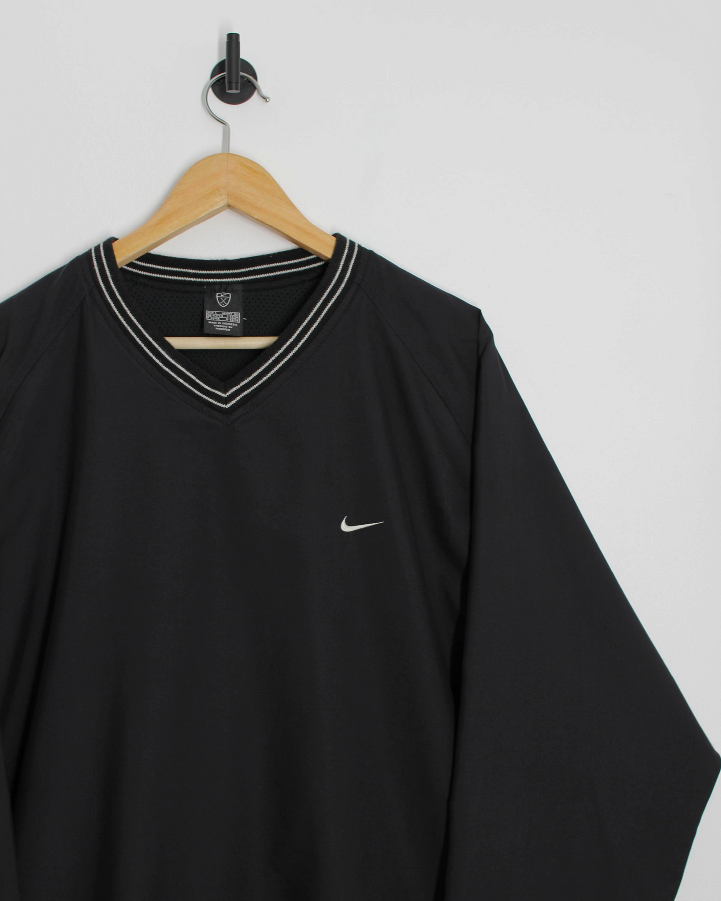 00s Nike Black/White V-Neck Windbreaker (L)