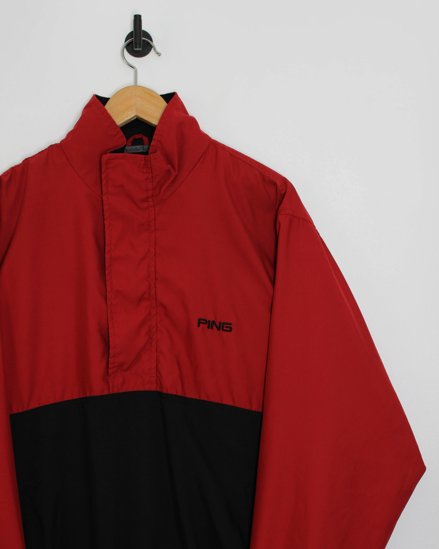 00s Ping ‘Mr Ping’ Red/Black Half Zip Jacket (M)