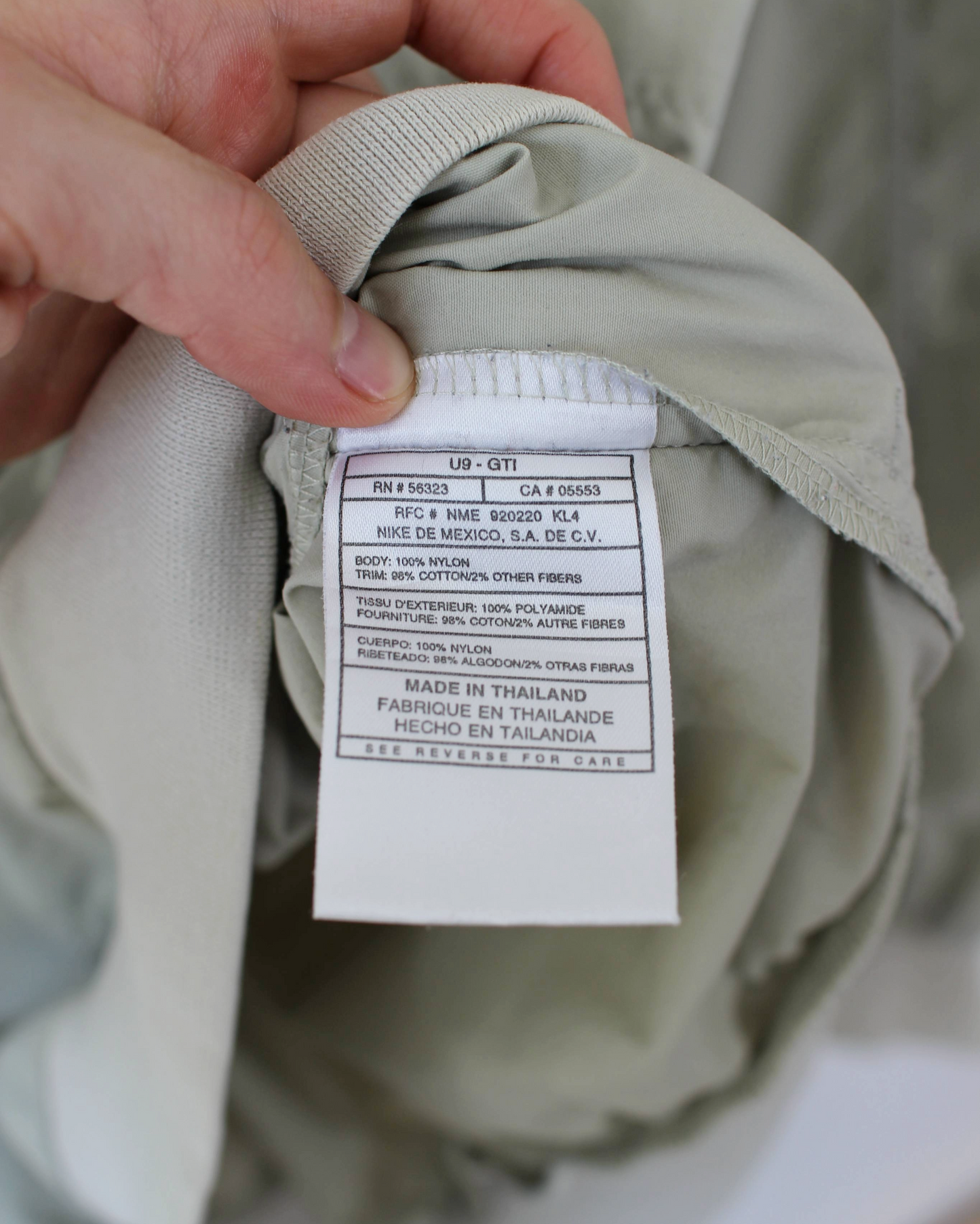 90s Nike Cream Buttoned Windbreaker (L)