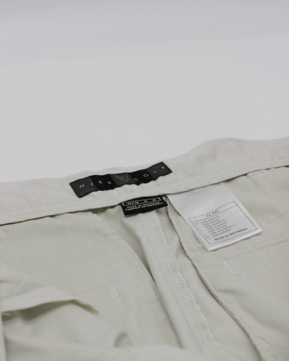 00s Nike Baggy Fit Beige Trousers with Tags (32W 36L)
