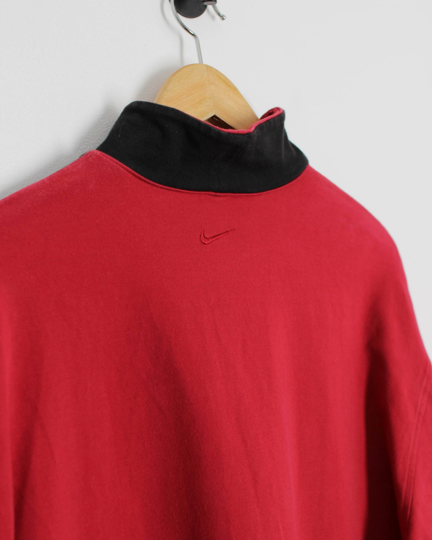 90s Tiger Woods Yin Yang Long Sleeve Mock Neck Golf Top (XL)